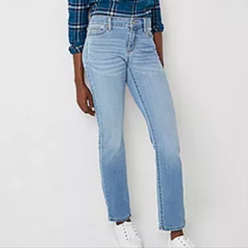 St. John's Bay Women's Mid Rise Secretly Slender Straight Leg Jean Size 16 Long